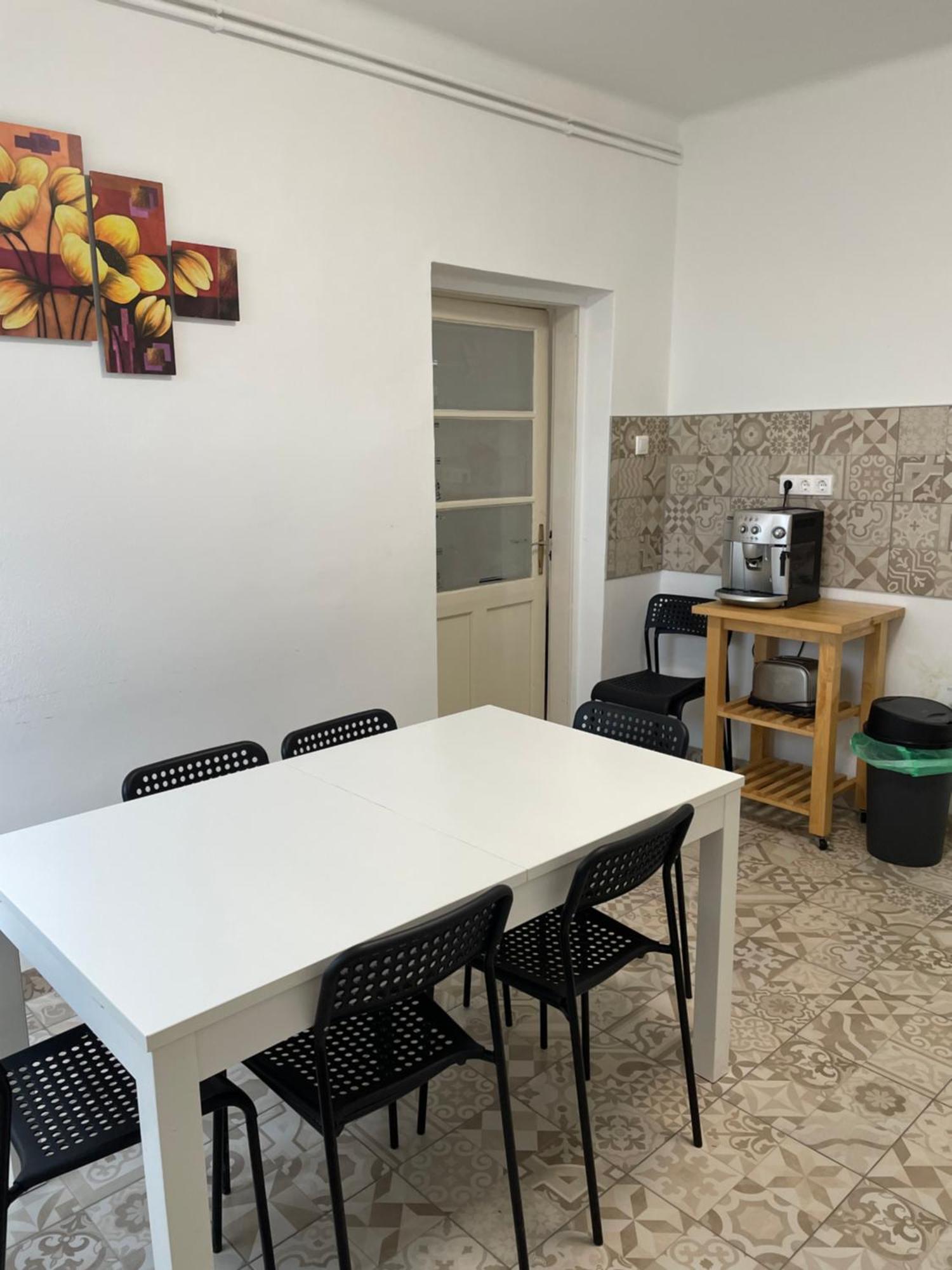 Elvira Vendeghaz Apartment Kisbodak ภายนอก รูปภาพ